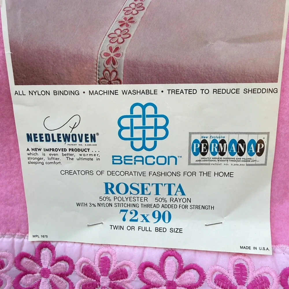 VTG Beacon Rosetta Pink Blanket Twin Full Floral Satin Trim Needlewoven NOS USA